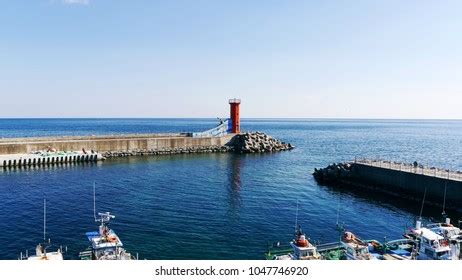 108 Sokcho Lighthouse Images, Stock Photos, 3D objects, & Vectors | Shutterstock