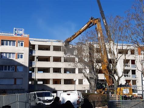 Seine Et Marne A Pontault Combault Le Quartier De Locil Souvre Sur