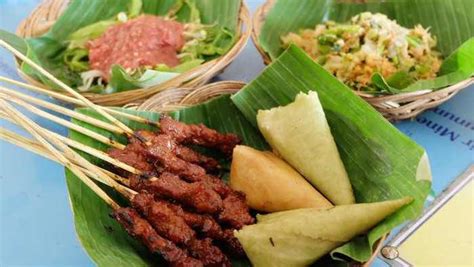 Makanan Khas Dari Bali Gambar Makanan Tradisional Bali Gambar Hitam