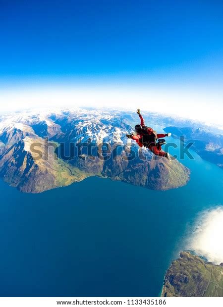 351 Skydive New Zealand Images, Stock Photos & Vectors | Shutterstock