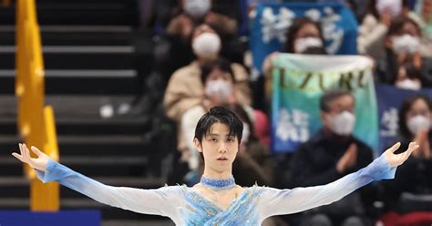 Figure skating star Hanyu Yuzuru arrives in Beijing for 2022 Olympic Winter Games