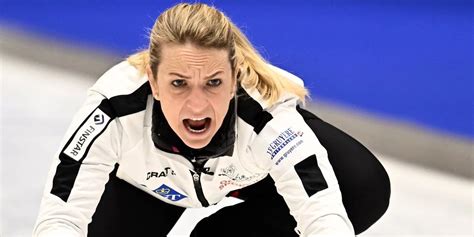 Curling Schweizerinnen Vor Dem Vierten Wm Titel