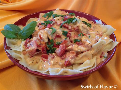 Creamy Tomato Basil Chicken & Pasta - Swirls of Flavor