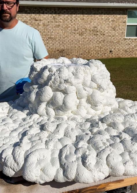 How To Make A Beautiful Light Up Melting Snowman