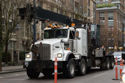 Phoenix Truck & Crane Fleet - Phoenix Truck & Crane