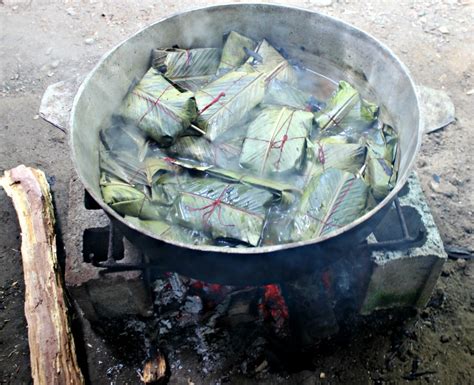 Panamanian Tamales Are Different From Mexican Tamales - Living In ...