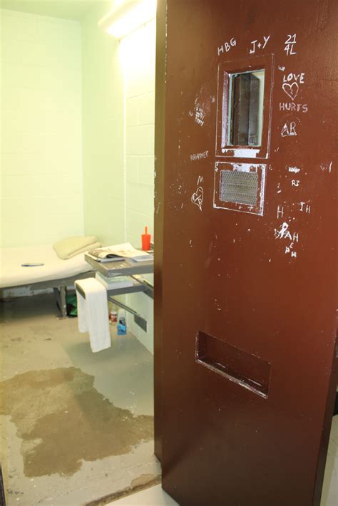 How to send money to someone in Flathead county Montana jail 18