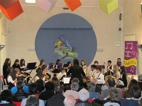 ESCUELA DE MUSICA UDABERRIA MUSIKA ESKOLA LA AGRUPACIÓN INSTRUMENTAL