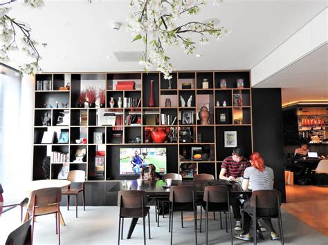 citizenM Amsterdam: Amsterdam's coolest boutique hotel!