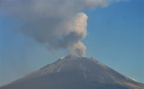 Cae ceniza del Popocatépetl en Puebla estas son las recomendaciones