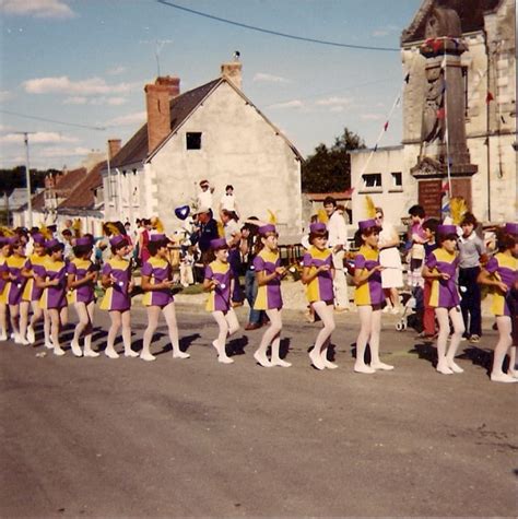 Photo De Classe Majo 15 08 1982 De 1982 Minirettes Majorettes De