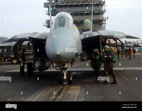 Us Navy An F D Tomcat Assigned To The Tomcatters Of Fighter Squadron