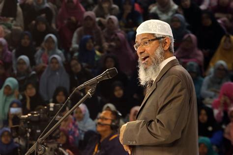 Preacher Zakir Naik Should Be Expelled Over Religious Remarks Say