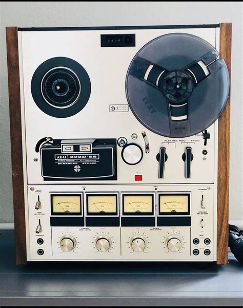 Akai Akai 202D SS Surround Stereo Tape Deck 1973 76 Akai 202D SS