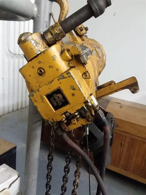 Preowned Ingersoll Rand Ton Air Chain Hoist Model Ml K