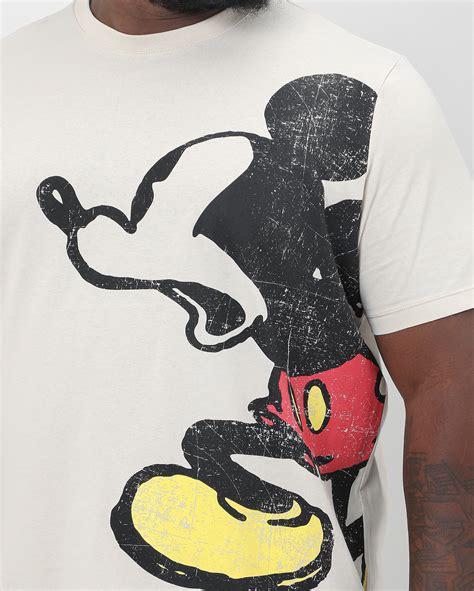 Riachuelo Camiseta Plus Size Masculina Mickey Mouse Bege Disney