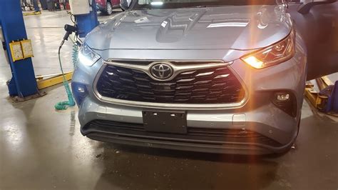 2020 Toyota Highlander Daytime Running Light And Turnsignal Function