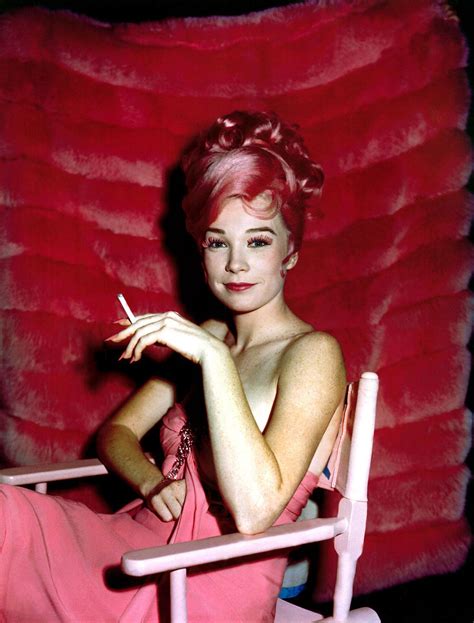 Shirley Maclaine In What A Way To Go Photo Everett Collection