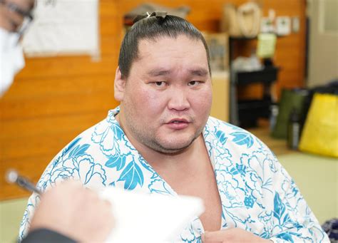 照ノ富士、横綱が復帰場所で優勝なら3人目「あと2日間しっかり頑張る」平常心を貫き霧馬山戦へ 大相撲写真ニュース 日刊スポーツ