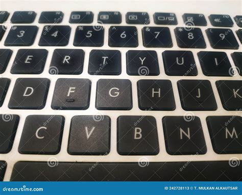 Old Qwerty Keyboard of Laptop Still Good Stock Image - Image of design ...