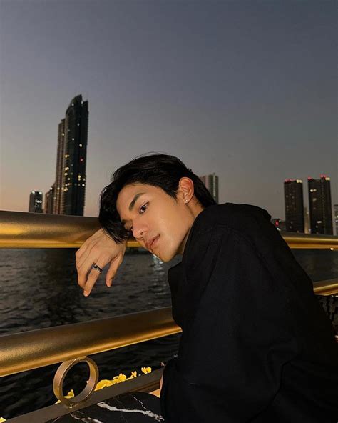 Siraphop Manithikhun On Instagram Dinner With Me Babe Baby Net Net Actors