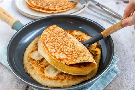 Einfache Dinkelmehl Pfannkuchen Mit Mineralwasser Rezept Eat De