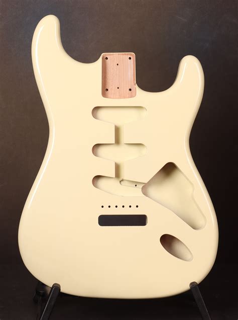 Strat Alder Vintage White Body Sss Stageshop