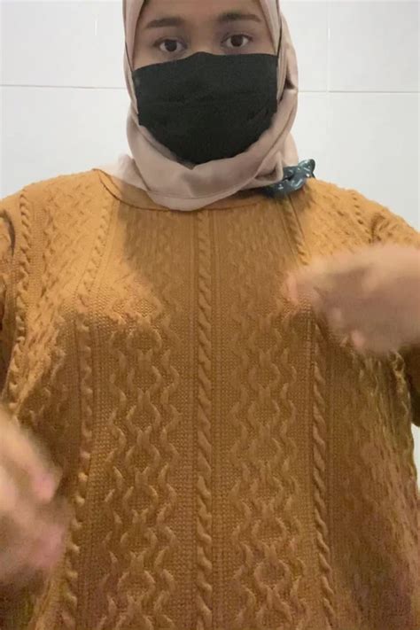 Ramas Tetek Dalam Toilet Free HD Porn Video B XHamster