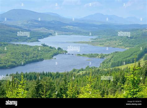 Loch Garry Woodlands Lakeland Mountains Lochaber Highlands Scotland Uk