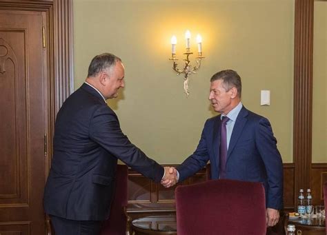 Igor Dodon s a întâlnit la Moscova cu Dmitri Kozak Oazu Nantoi