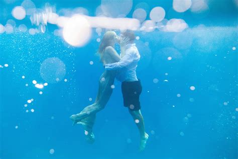 Underwater Trash The Dress Portraits Maui Love Water