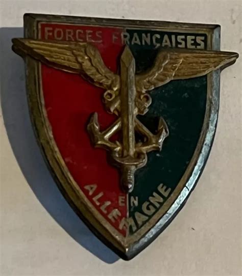 INSIGNE MILITAIRE PUCELLE Forces françaises en Allemagne FFA EUR 1 50