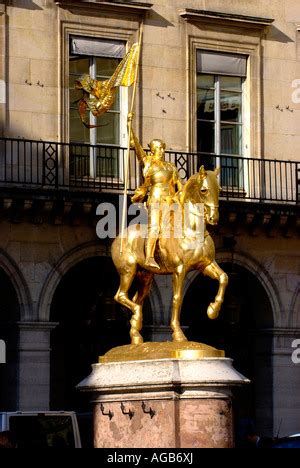 Paris France Place Des Pyramides 1er Arr Statue Jeanne D Arc