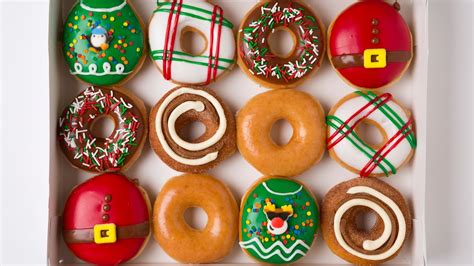 Krispy Kreme S 2018 Holiday Doughnuts Are Back With Your Favorite Festive Flavors