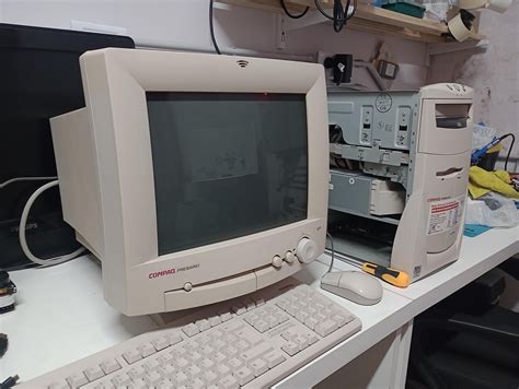 Compaq Presario 4504 : r/retrotina