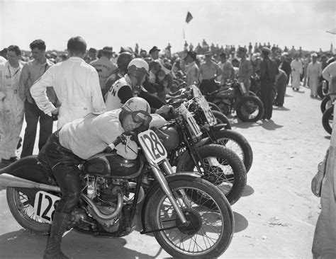 Daytona 200: Rare Photos From a Classic American Motorcycle Race, 1948 | Time.com