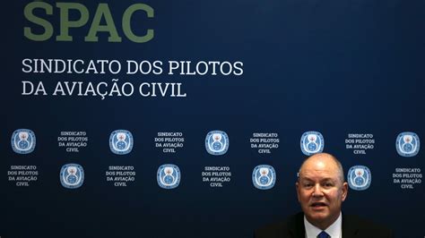 Tap Dire O Do Sindicato Dos Pilotos Apresenta Ren Ncia Em Bloco