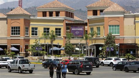 Delincuentes protagonizaron millonario robo a joyería en Lo Barnechea