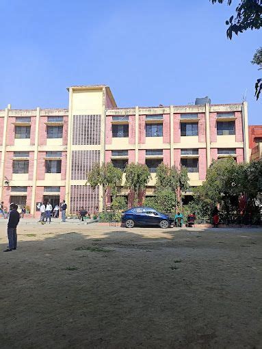 Dhanpatmal Virmani Senior Secondary School Roop Nagar Delhi Fees