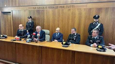 Femminicidio Di Riese Fandaj Aveva Chiamato I Carabinieri Dopo Il