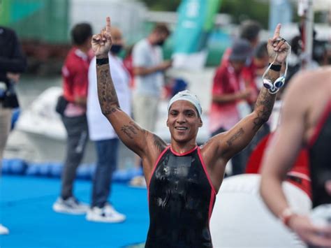 Ana Marcela Cunha é Ouro Na Maratona Aquática Portal Diário Do Aço