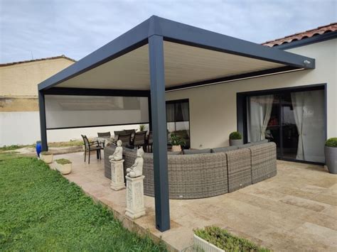 PERGOLA BIOCLIMATIQUE POSEE EN MAI 2022 AVEC STORE VERTICALE 7 BR