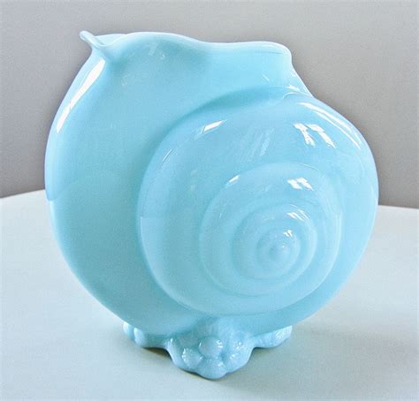 Large 7 5 Snail Nautilus Seashell Vase In Rare Blue Milk Windsor Blue Glass Cambridge Glass