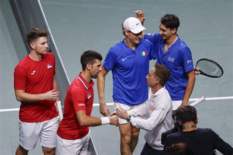 Sinner Y Sonego Desactivan A Djokovic Y Meten A Italia En La Final