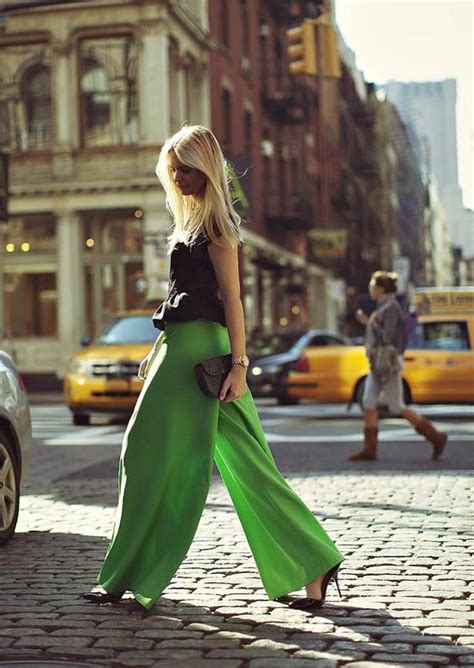 35 Stunning Green Pants Outfits Ideas