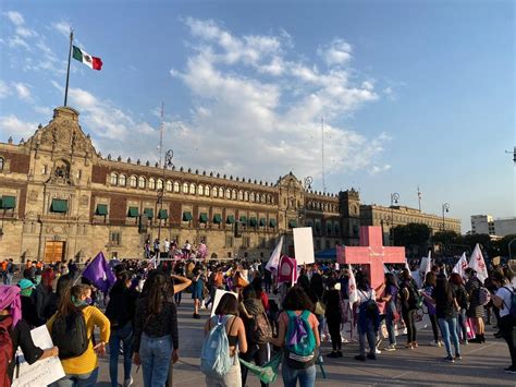 Marcha Feminista Hoy En Cdmx Hacia El Zócalo En Vivo Grupo Milenio