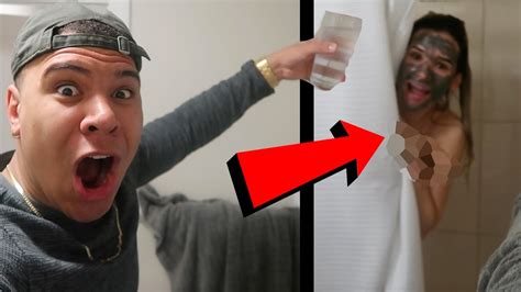 PRANKED GIRLFRIEND IN THE SHOWER!! *FREAKS OUT* - YouTube