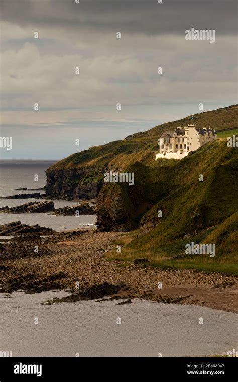 Dunbeath Castle Caithness Scotland Hi Res Stock Photography And Images