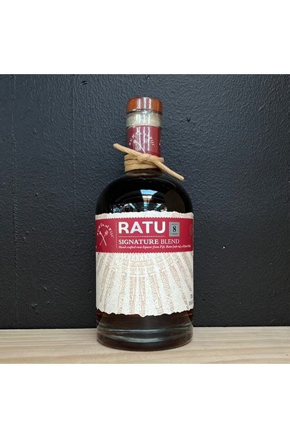 Rum Co Of Fiji Ratu 8 Year Old Signature Blend Rum Liqueur The Beer