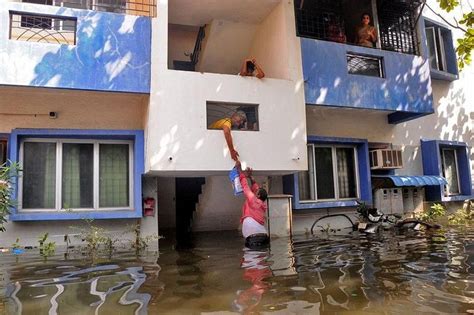 Hundreds Stranded As Parts Of Indias Tamil Nadu Flooded After Heavy